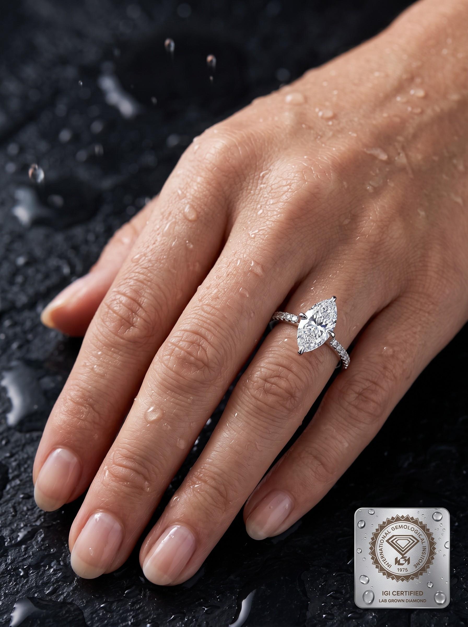 Prsten lab Marquise 0,52ct round 0,14ct