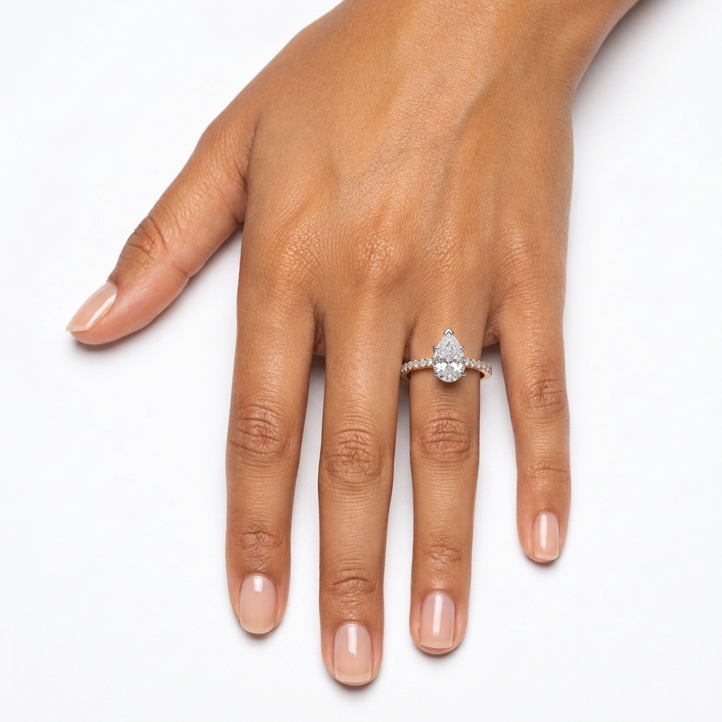 Prsten lab pear cut 1.11 ct round 0,20ct